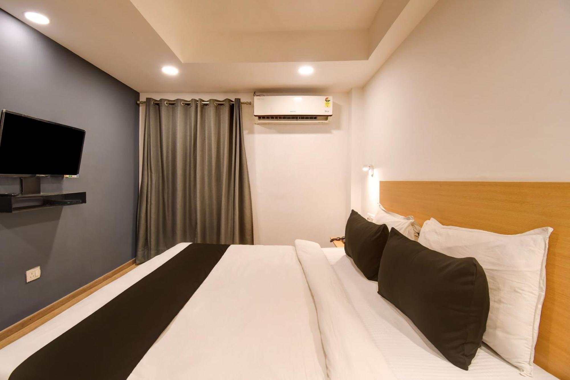 Super Townhouse City Centre 2 Downtown - Managed By Company Καλκούτα Εξωτερικό φωτογραφία